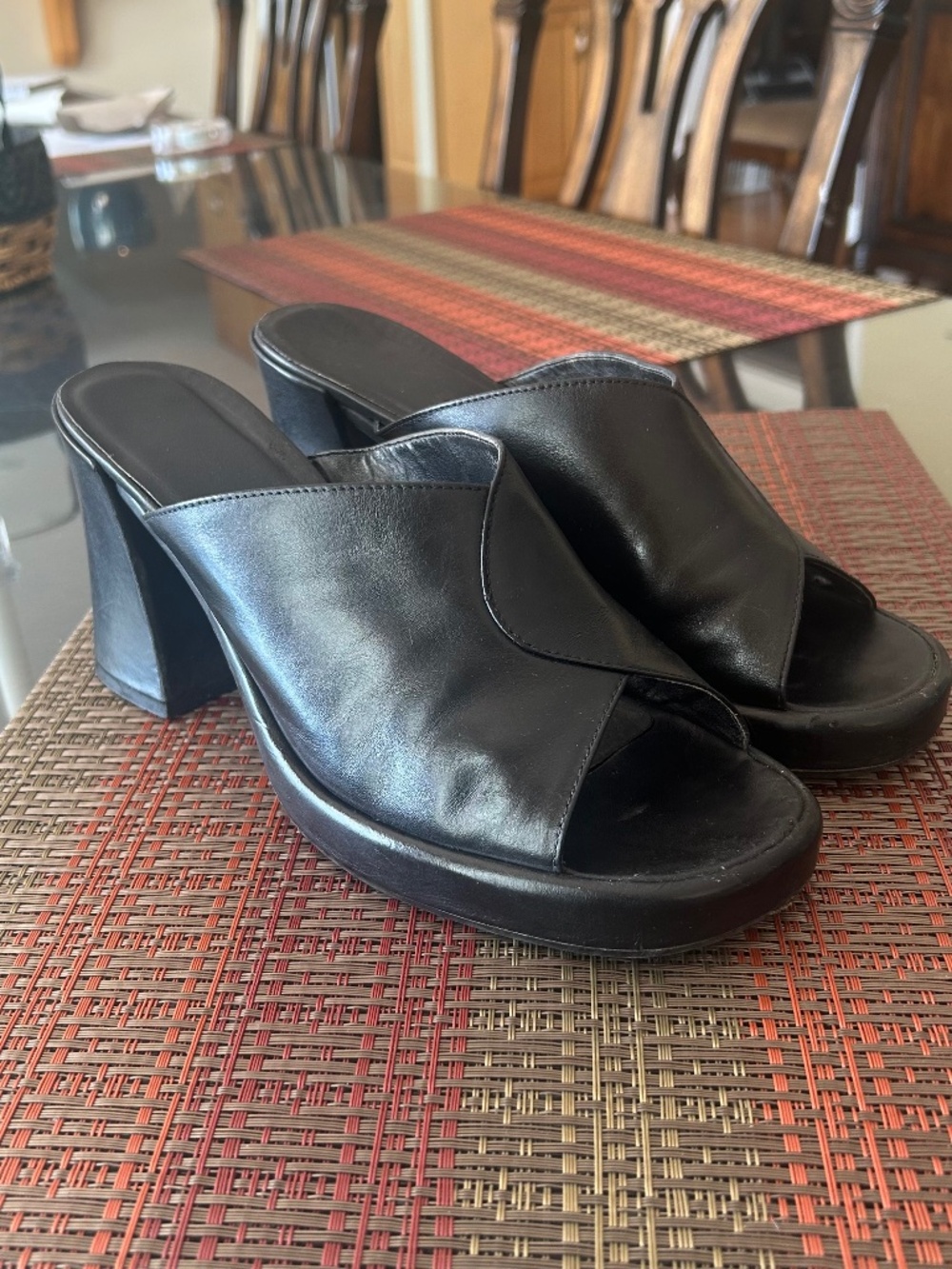 Nine West Black Leather Open Toed Mules with Block Heel Size 10